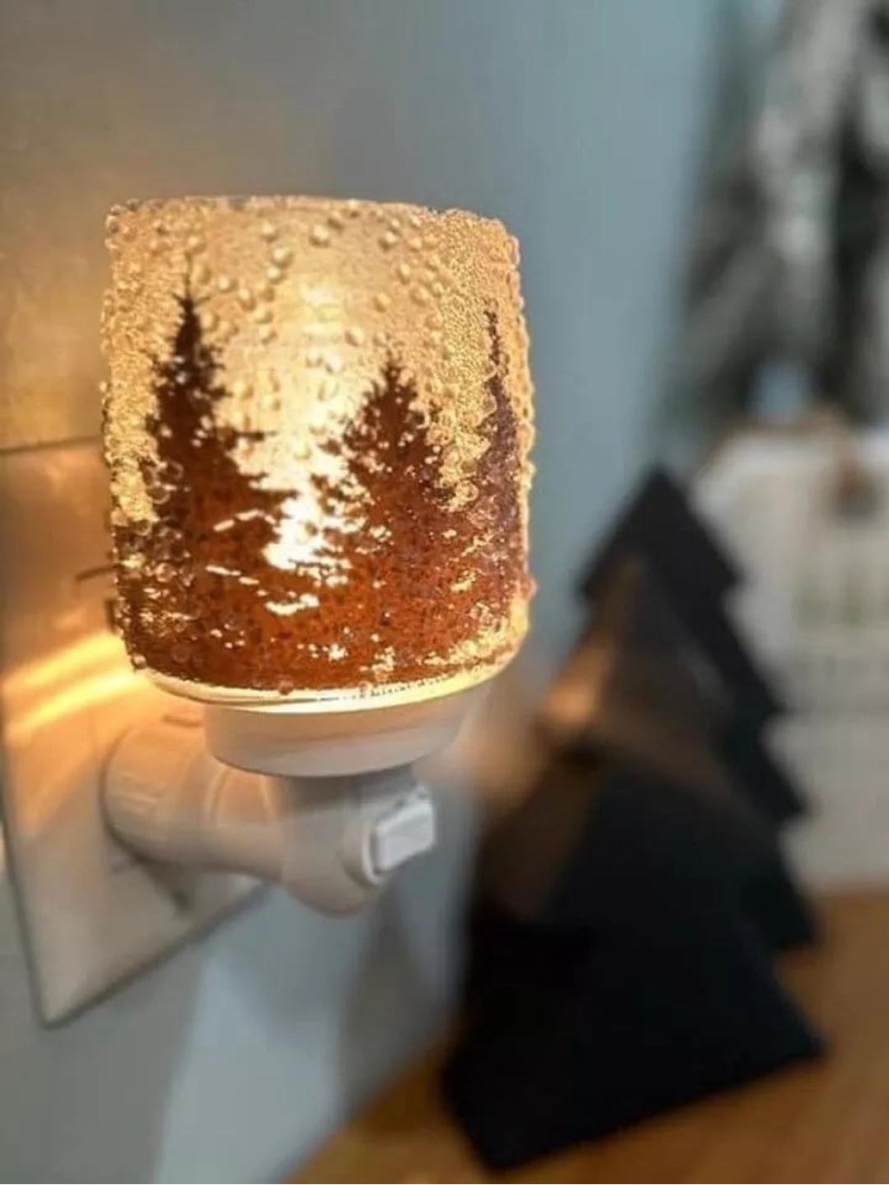 Scentsy Frosted Night Plug-In Warmer